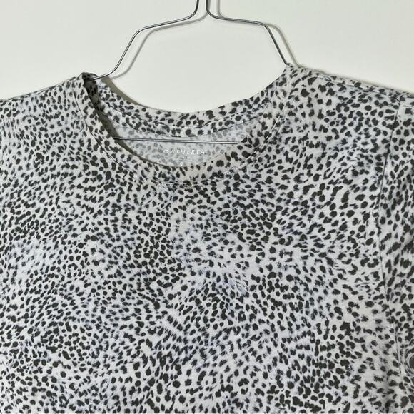 Athleta Organic Daily Animal Print Tee Size Small EUC - Picture 3 of 5